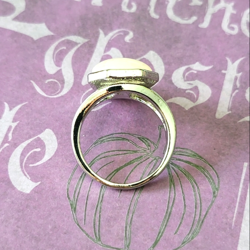 Coffin Ring - Picture 2 of 3